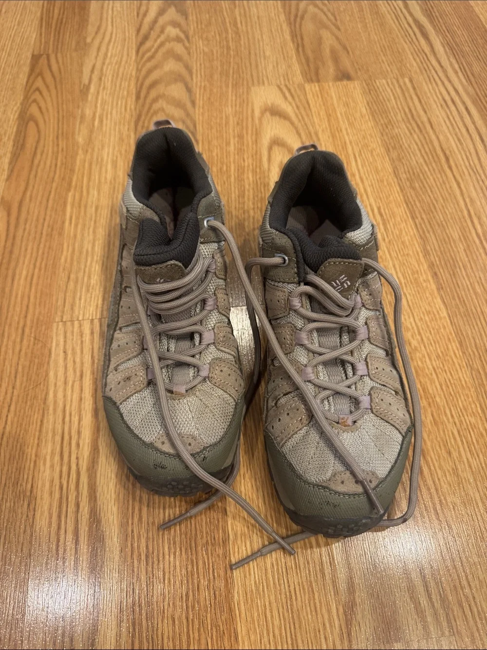 Columbia Woman's Pima Hiking Trail Shoes